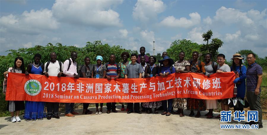（在習(xí)近平新時代中國特色社會主義思想指引下&mdash;&mdash;新時代新作為新篇章&middot;總書記關(guān)切開放事&middot;圖文互動）（5）來中國&ldquo;學(xué)種地&rdquo;的&ldquo;洋學(xué)生&rdquo;