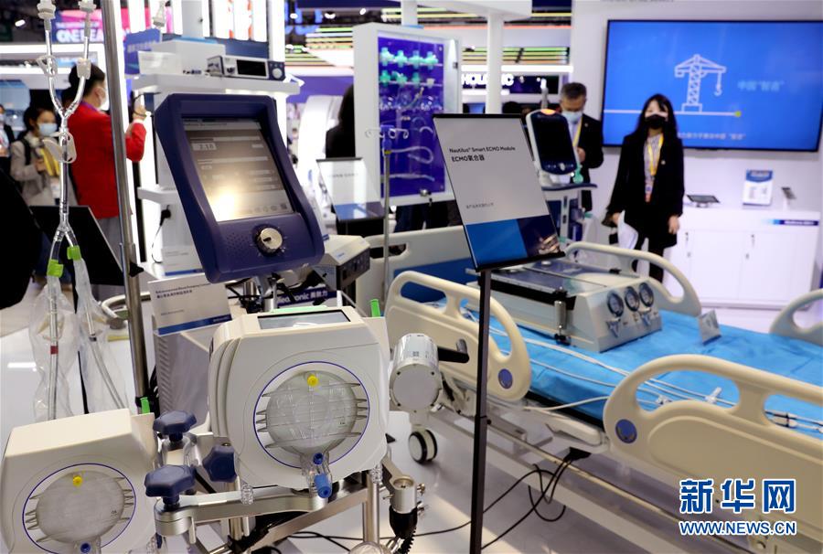 （第三屆進博會&middot;圖文互動）（10）新疫苗、新療法，進博會最&ldquo;火爆&rdquo;展區(qū)見聞