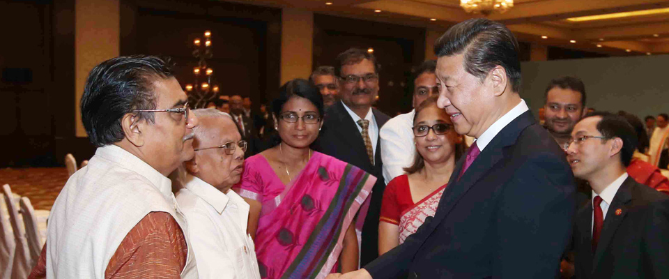 習(xí)近平會見印度友好人士、友好團體代表并頒發(fā)和平共處五項原則友誼獎