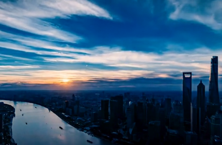 這一刻，瞰上海