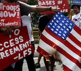 菲邀美駐軍:請(qǐng)狐貍給雞看門？