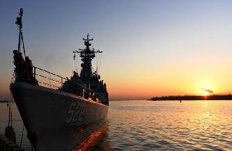 海軍&ldquo;連云港&rdquo;艦啟航執(zhí)行春節(jié)戰(zhàn)備巡邏任務