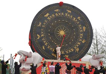 &ldquo;世界最大銅鼓&rdquo;亮相環(huán)江
